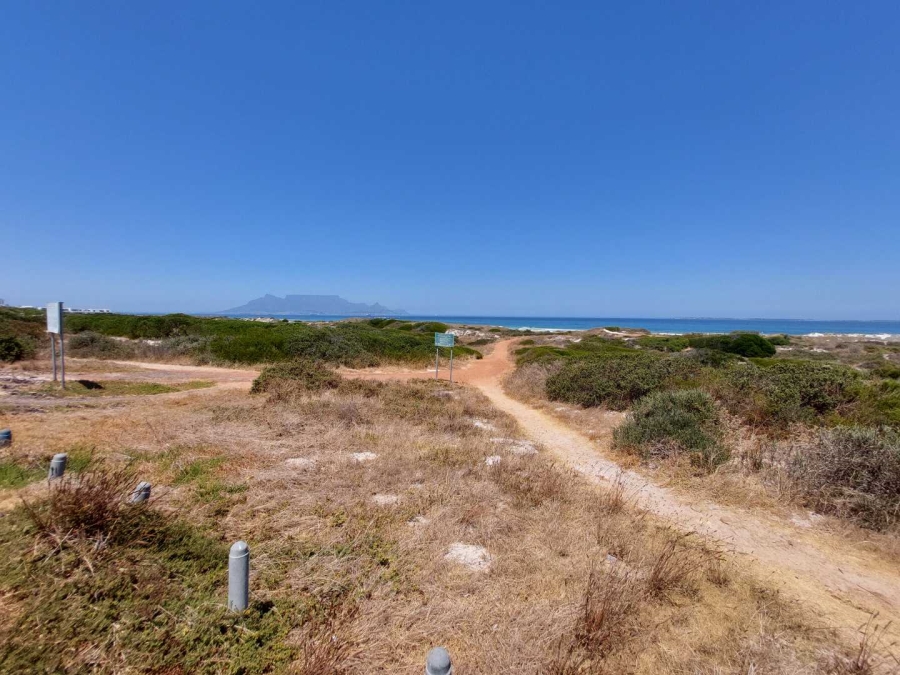 To Let 1 Bedroom Property for Rent in Big Bay Western Cape